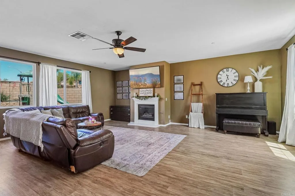 34967 Lava Tree Lane, Winchester, CA 92596 - Photo 5 of 35, Winchester, CA