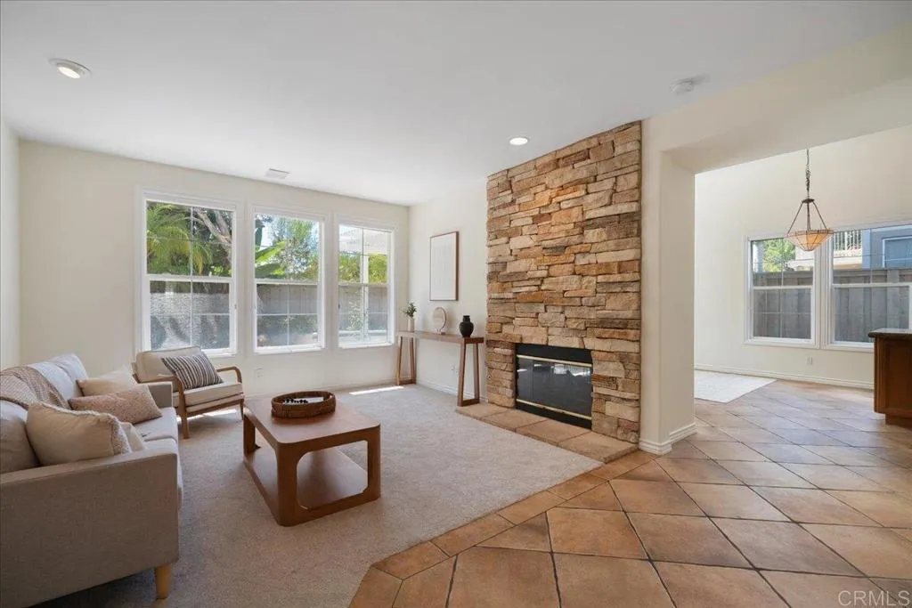 https://cdn.realtyfeed.com/cdn/127/306743099/b0f704ad88eb4317b00b5074c01bbfe4.webp