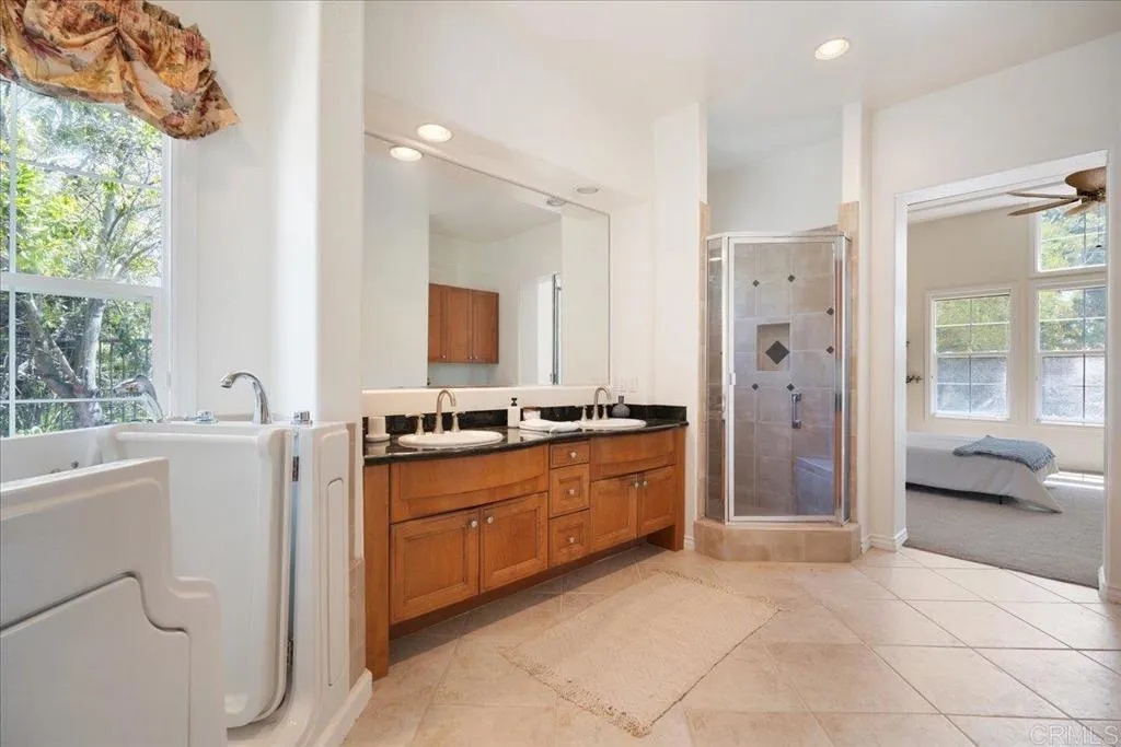 https://cdn.realtyfeed.com/cdn/127/306743099/b390be4d03b538461edbf3da91560f9b.webp