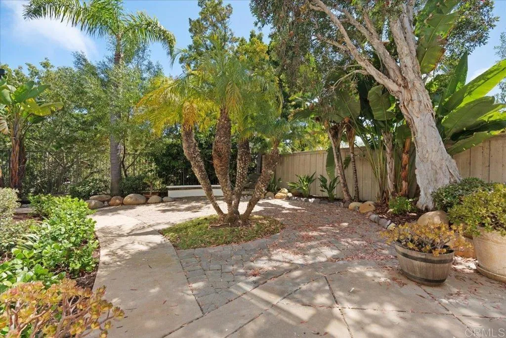 https://cdn.realtyfeed.com/cdn/127/306743099/b81d91de8161dd82b7d238a698f4fa53.webp