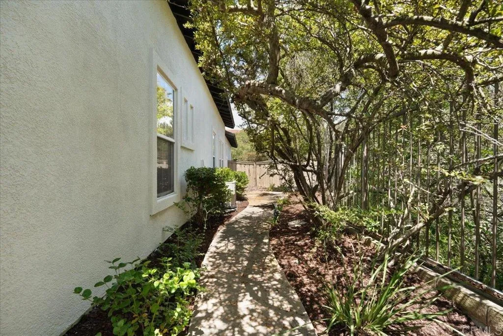 https://cdn.realtyfeed.com/cdn/127/306743099/bb21c36ddbda02385478d6fd7718dfc8.webp