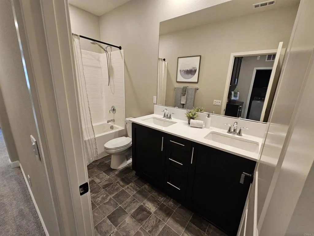 https://cdn.realtyfeed.com/cdn/127/306743146/0ed2e6d7d7ae16a83cd6514f714b0ad4.webp