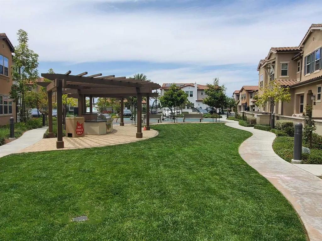 https://cdn.realtyfeed.com/cdn/127/306743146/cd66eb5c663fac2df930f6424e35c618.webp