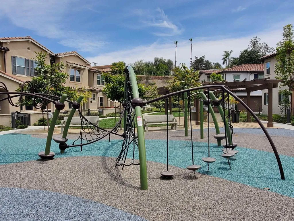 https://cdn.realtyfeed.com/cdn/127/306743146/e80a060b684523c89d067a54fd52ab3f.webp