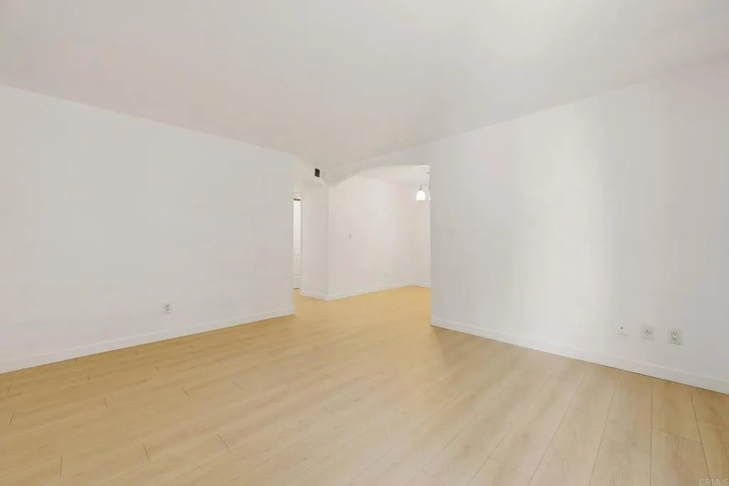 https://cdn.realtyfeed.com/cdn/127/306743148/7dc584d00bf4855f1a03a726f5691a23.webp
