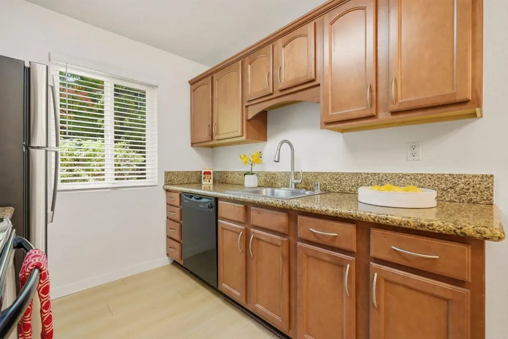 https://cdn.realtyfeed.com/cdn/127/306743148/cf30ebe6ded4f1d68035b51380aa27e5.webp