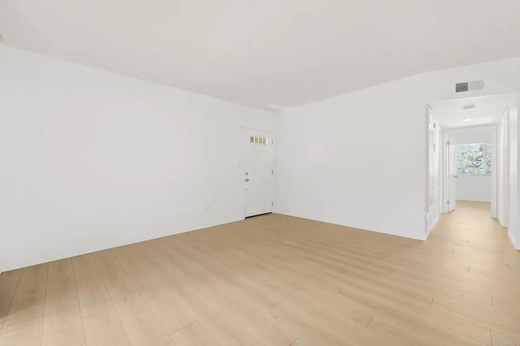 https://cdn.realtyfeed.com/cdn/127/306743149/ef5e60c3eea7188027845a895f40bdfa.webp