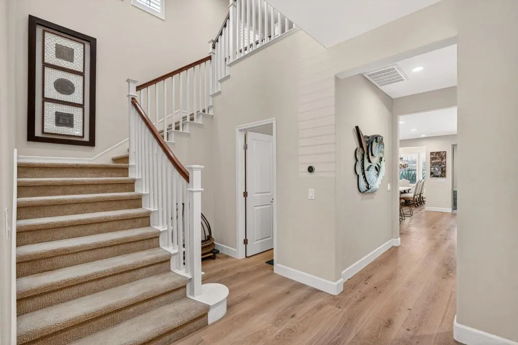 https://cdn.realtyfeed.com/cdn/127/306743162/32bfd50bf9b6bc87720d3c94f145ba87.webp