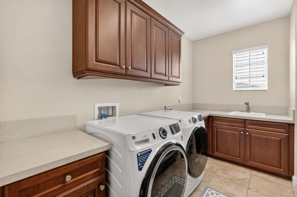 https://cdn.realtyfeed.com/cdn/127/306743162/9a71ae9853d1bc9340d97423fdeaf642.webp
