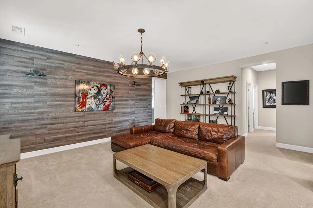 https://cdn.realtyfeed.com/cdn/127/306743162/b374995835f68194c7c6a4d491cdbee7.webp