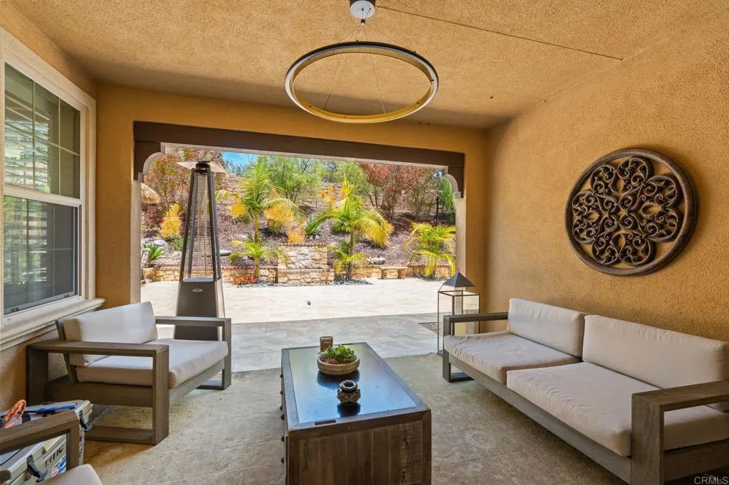https://cdn.realtyfeed.com/cdn/127/306743162/ee83a7c8aac2541f7315bf931158b4c3.webp