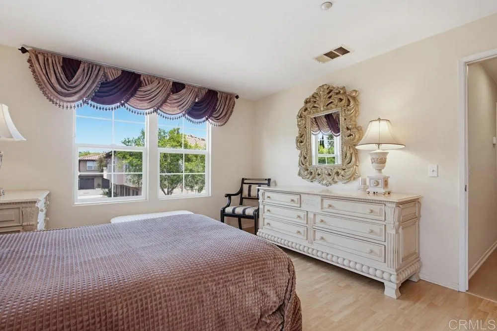 https://cdn.realtyfeed.com/cdn/127/306743168/8bee2d2c8170f6371b9c630a16f15631.webp