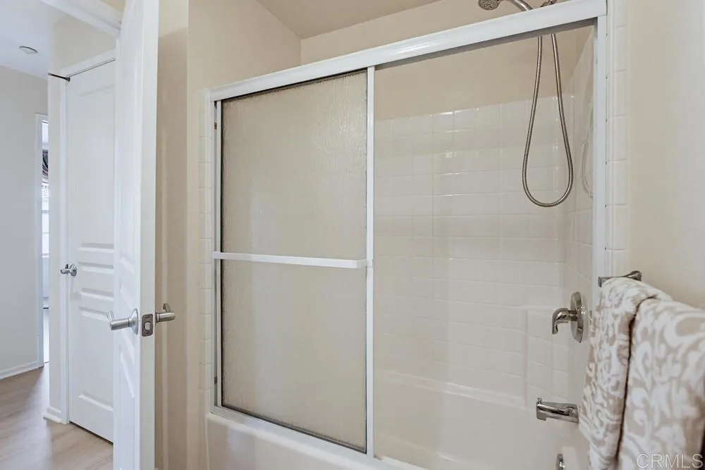 https://cdn.realtyfeed.com/cdn/127/306743168/8d68e174b01ead8e775c41b4cd8a0a52.webp