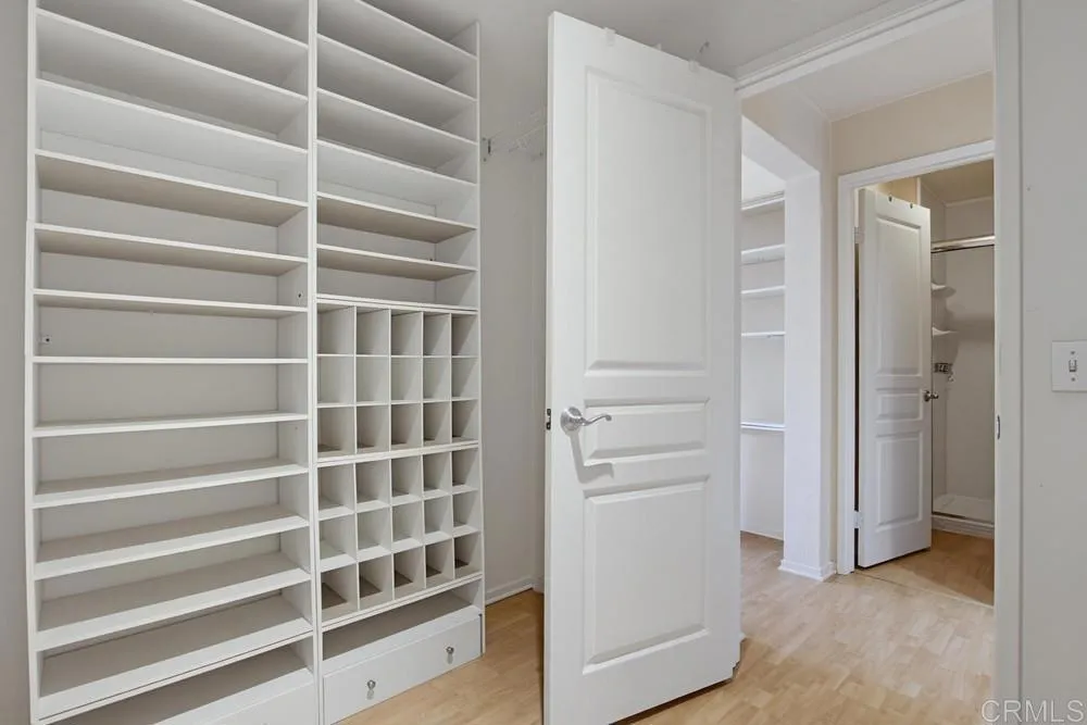 https://cdn.realtyfeed.com/cdn/127/306743168/ea7ec339adf1b709abdd27521930a71a.webp