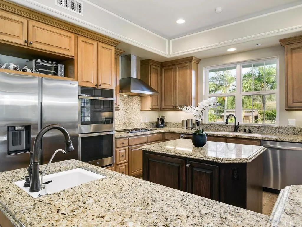 https://cdn.realtyfeed.com/cdn/127/306743205/64d65a29b43f7a11d30b663e6310feac.webp