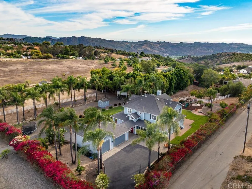 https://cdn.realtyfeed.com/cdn/127/306743205/76e831f69fd12cbf14eea68d7f4c428f.webp