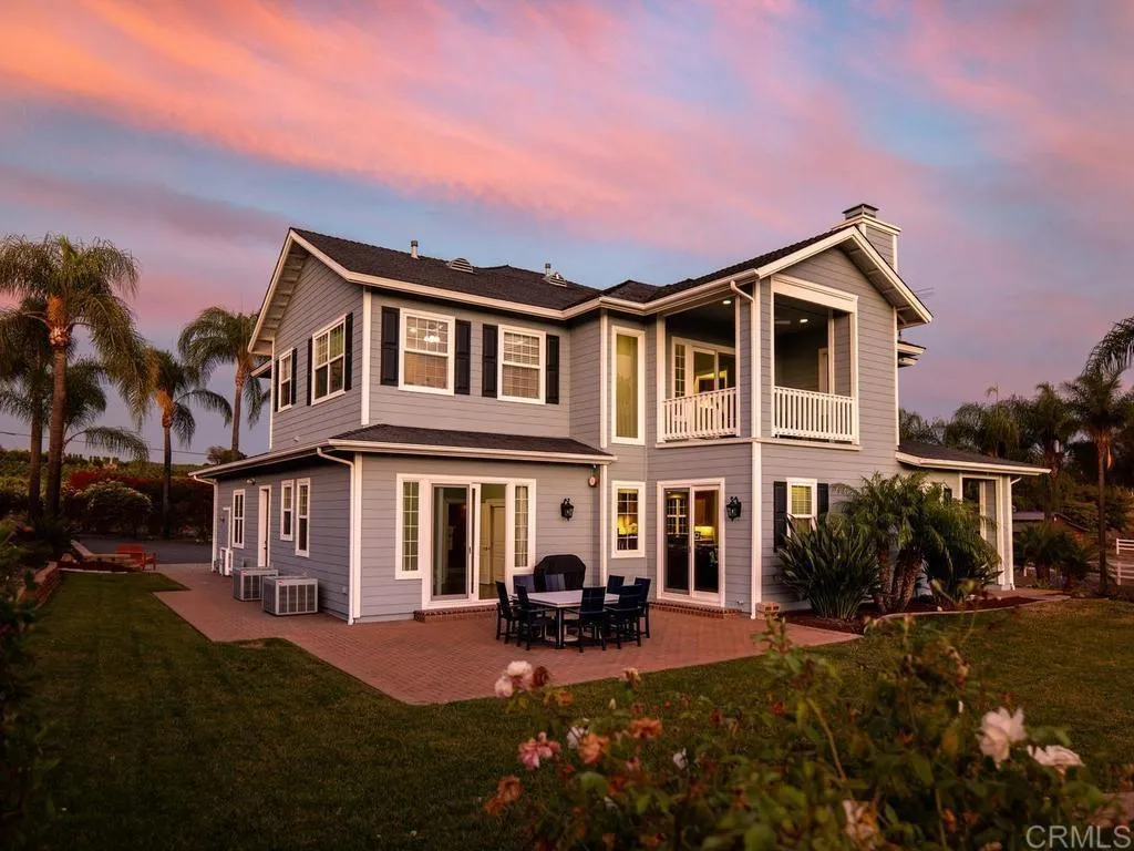 https://cdn.realtyfeed.com/cdn/127/306743205/db7d1f6cbaae401e585160cb95782633.webp