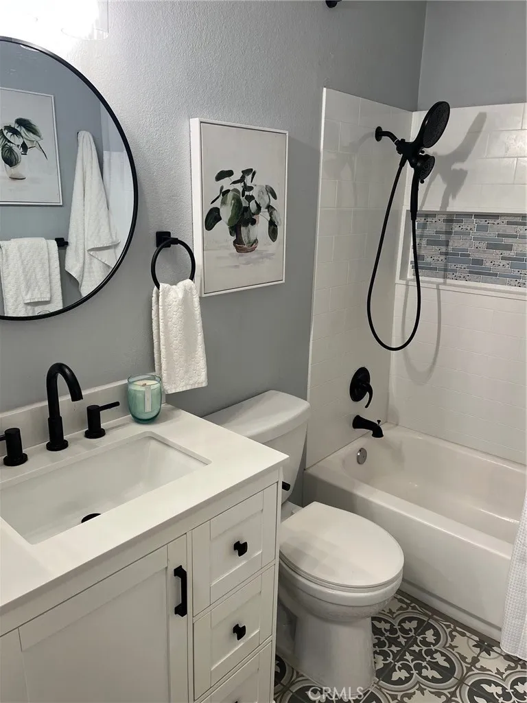Photo #17: OC26129160 Listing: Photo #17