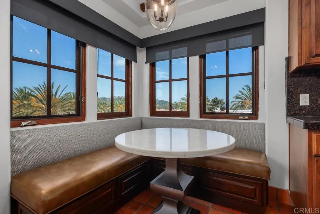 https://cdn.realtyfeed.com/cdn/127/306743235/033cff577da5a8dba8a485927c6de62b.webp