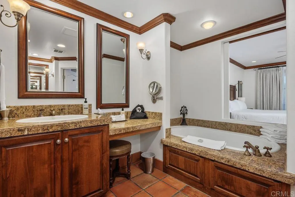 https://cdn.realtyfeed.com/cdn/127/306743235/0b2d1b2c7ffbd90ee3600610b993304e.webp