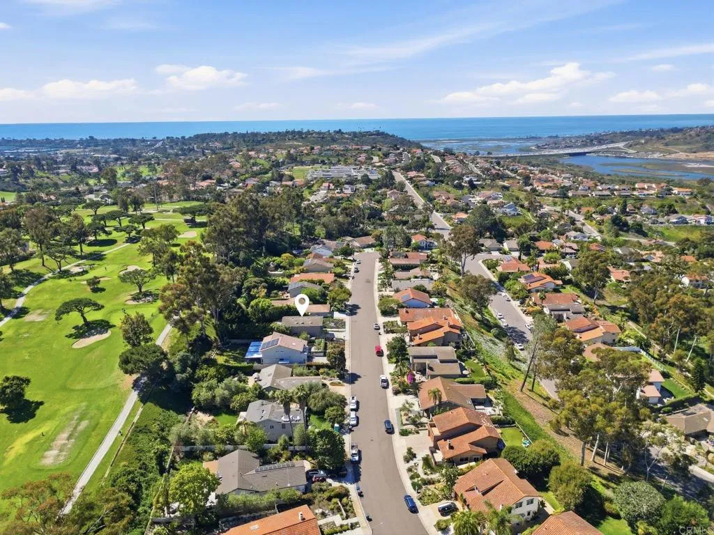 https://cdn.realtyfeed.com/cdn/127/306743259/44d1b0be659f4814b20011e308ea2f42.webp