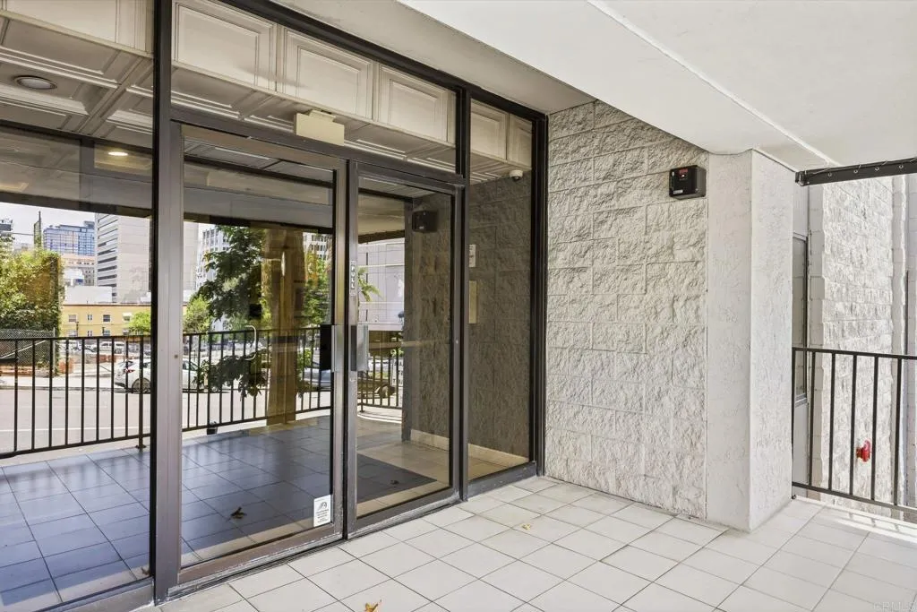 https://cdn.realtyfeed.com/cdn/127/306743321/69e08be0eef781a3cde21addfbffa46f.webp