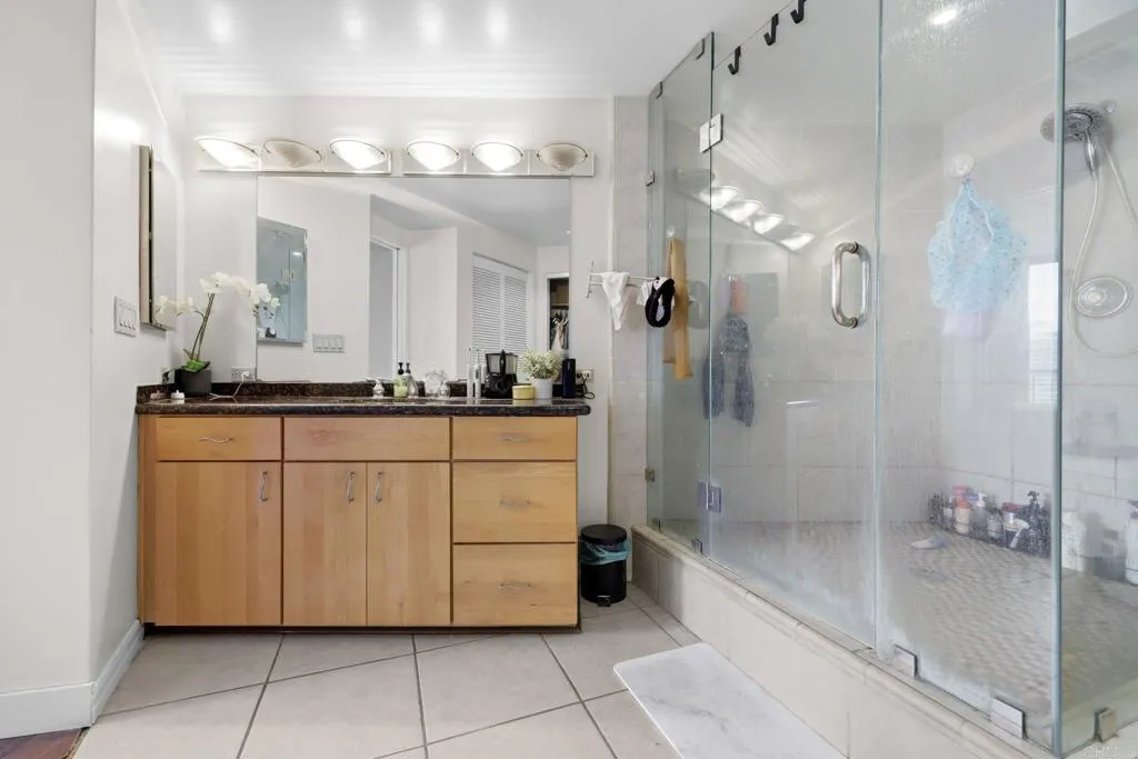 https://cdn.realtyfeed.com/cdn/127/306743321/a410dc7013e6ace7d661f729d1934b89.webp