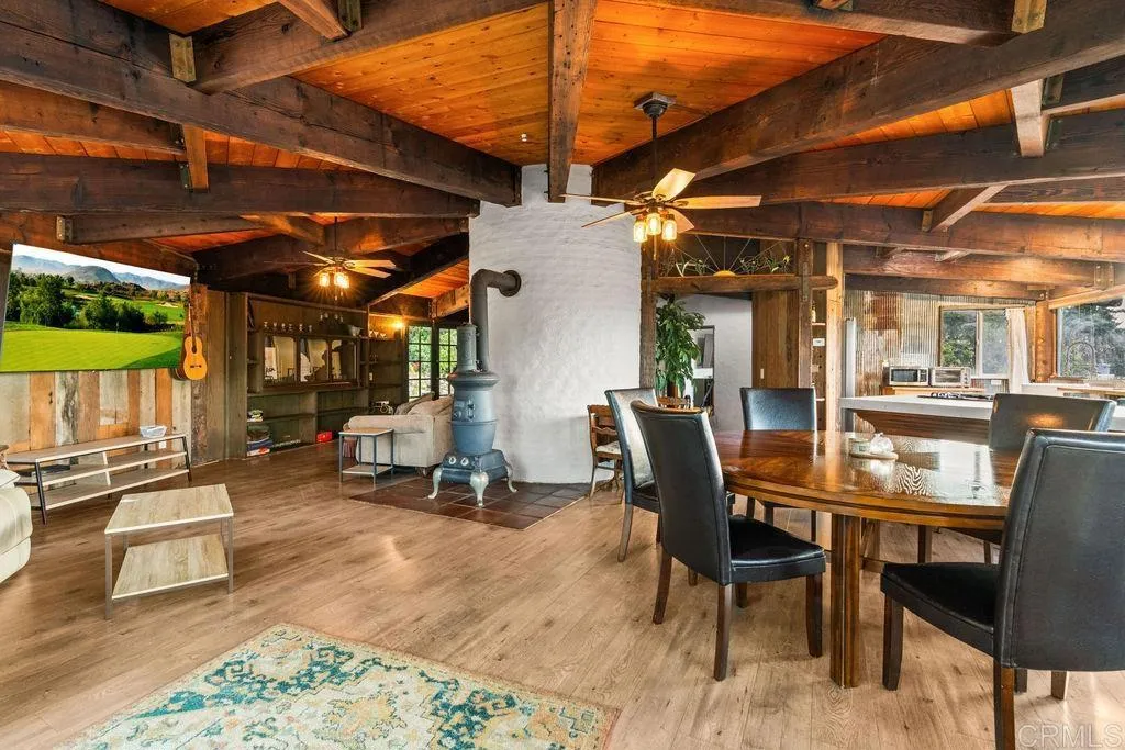 https://cdn.realtyfeed.com/cdn/127/306743325/0589c8ce7ba01ec04916d516f78ebb7f.webp