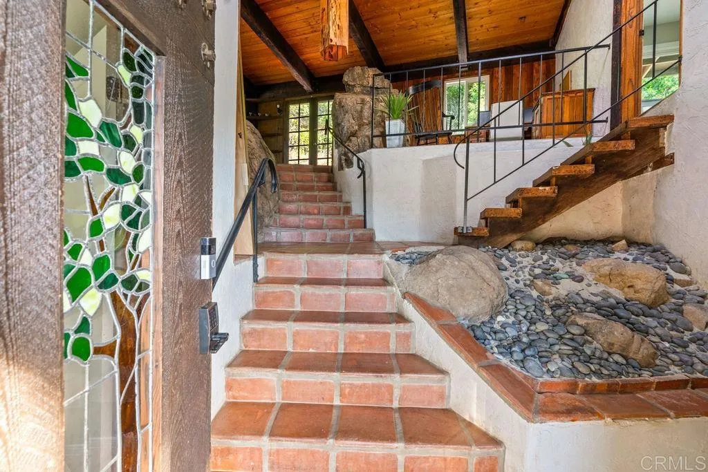 https://cdn.realtyfeed.com/cdn/127/306743325/31c2eb010b8273451db560361a0a47ea.webp