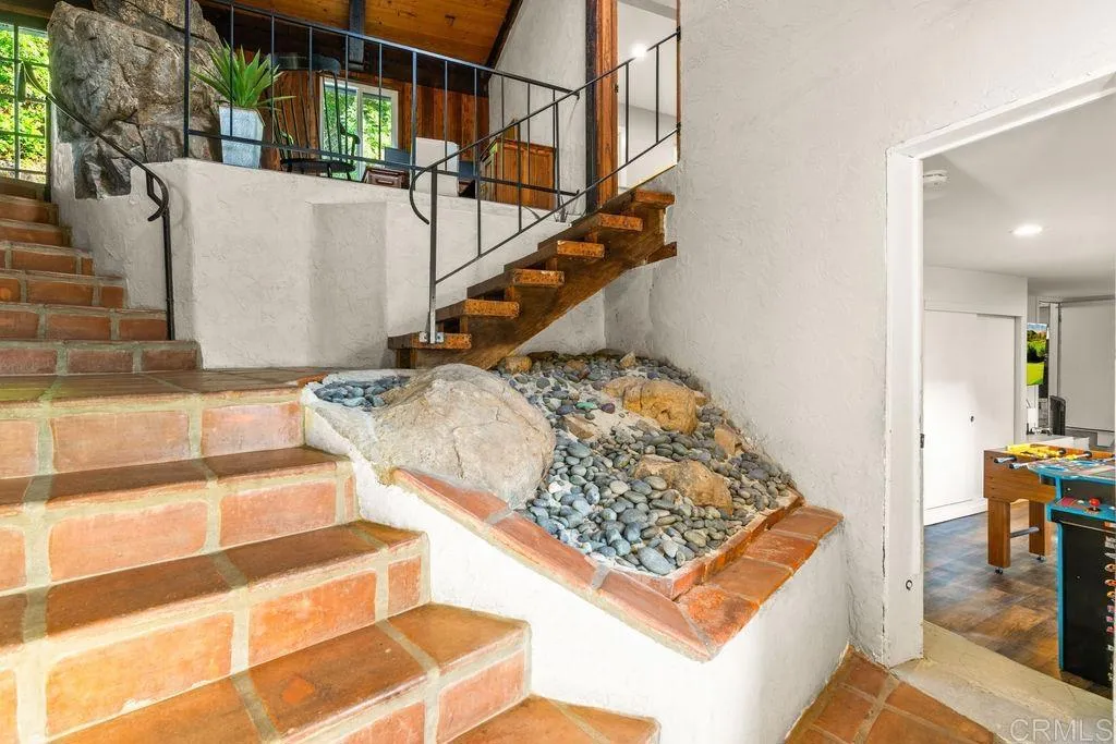 https://cdn.realtyfeed.com/cdn/127/306743325/7506e7d7b27a9ece927b970680abd495.webp