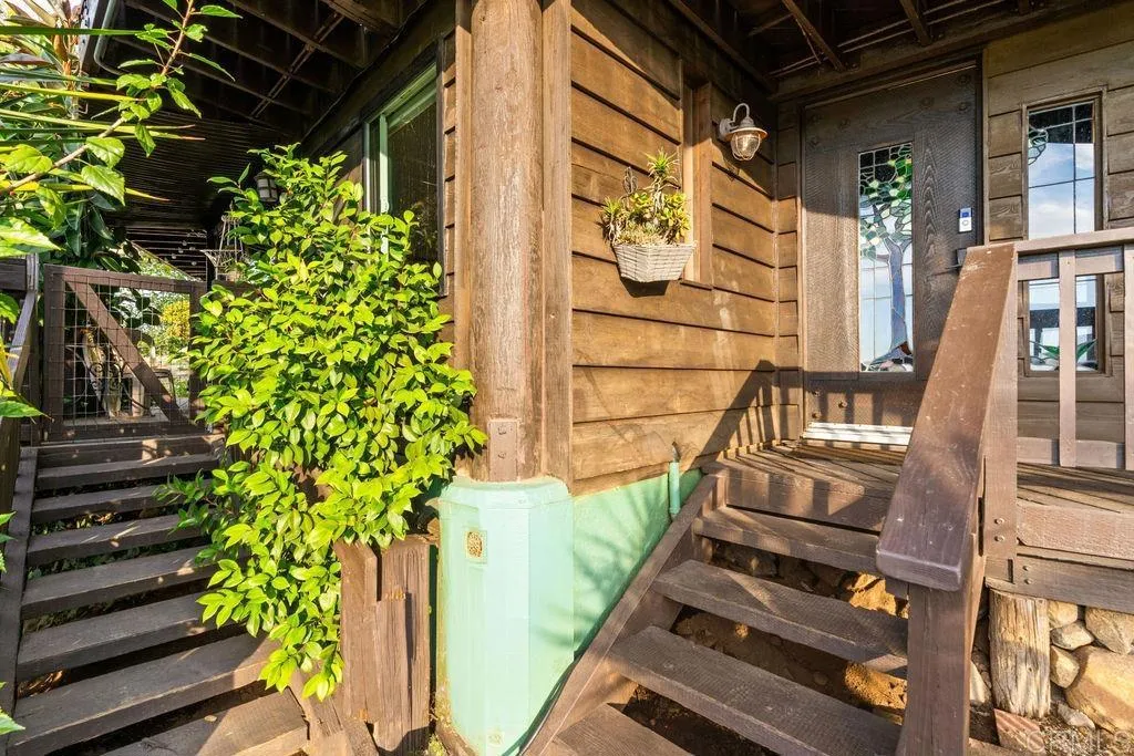 https://cdn.realtyfeed.com/cdn/127/306743325/81c1e334324953288f44094c7d3fda68.webp