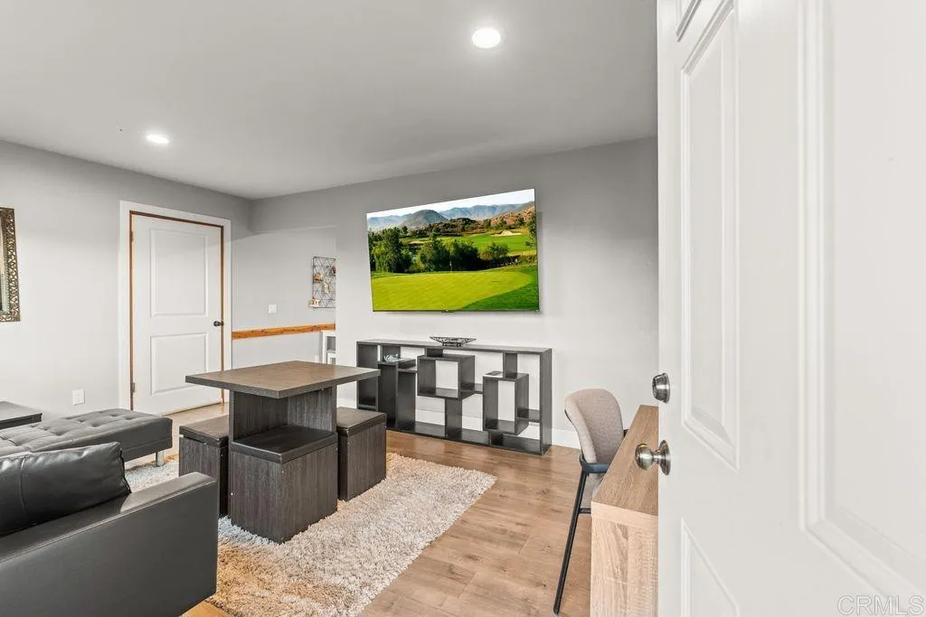 https://cdn.realtyfeed.com/cdn/127/306743325/e139b818ee49bc0fddebd2bd705a2bc4.webp