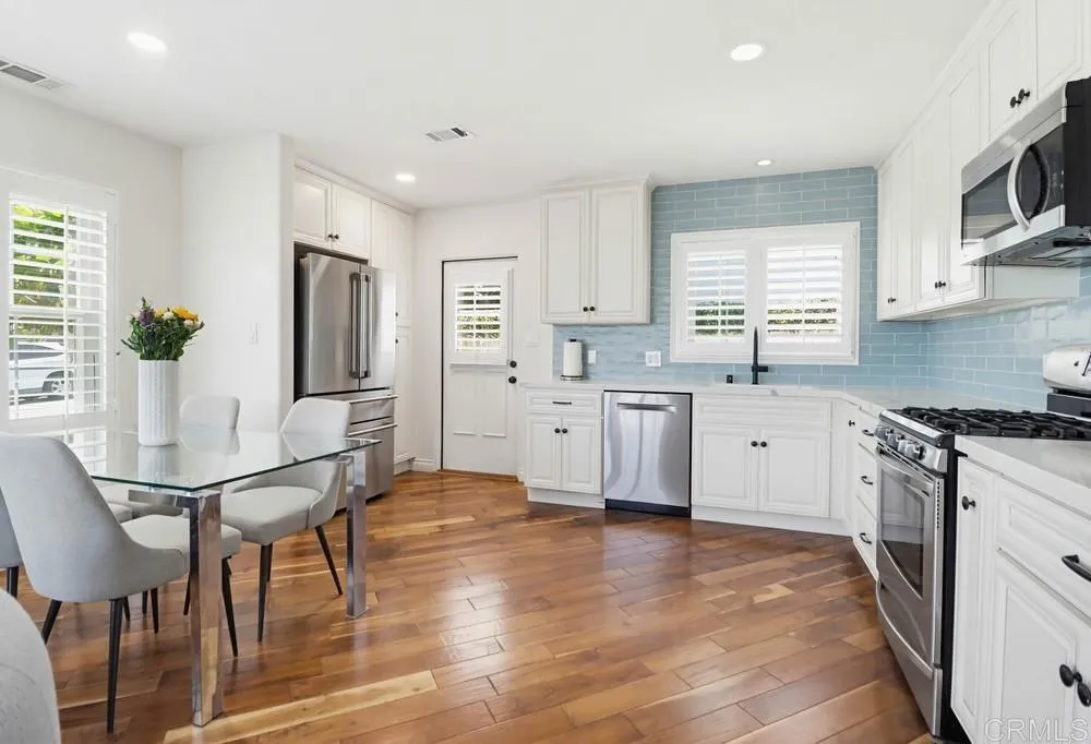 https://cdn.realtyfeed.com/cdn/127/306743371/481e301bd46975485fdac3a4409ea998.webp