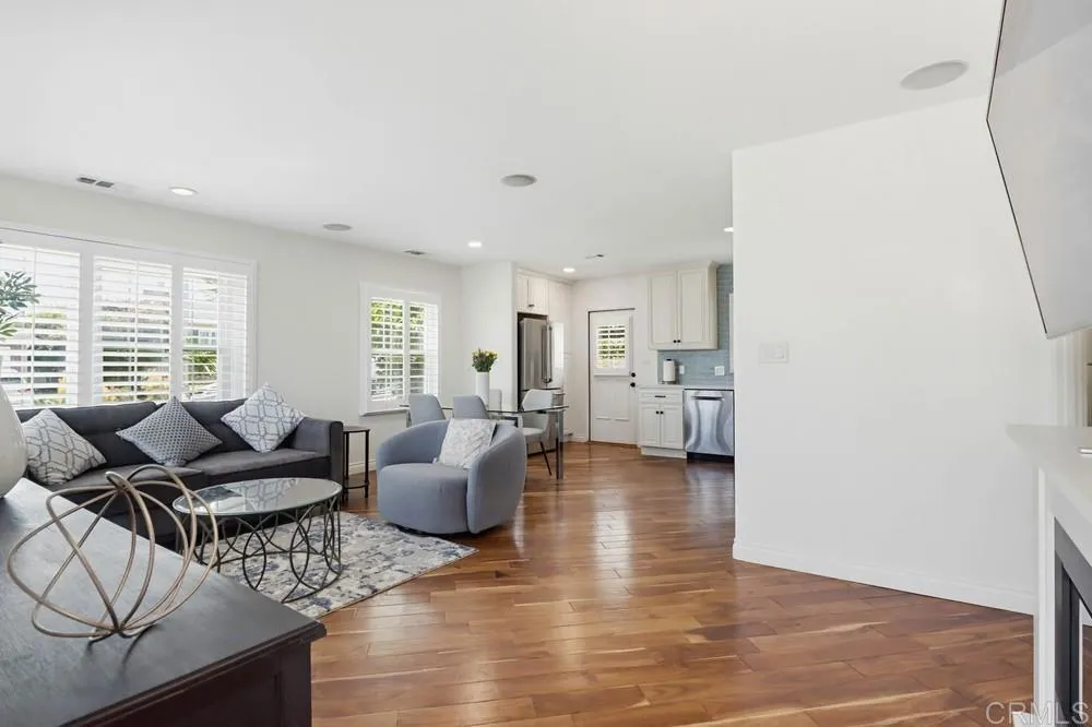 https://cdn.realtyfeed.com/cdn/127/306743371/cca4f45f3c72745b466d70f668c0db4b.webp