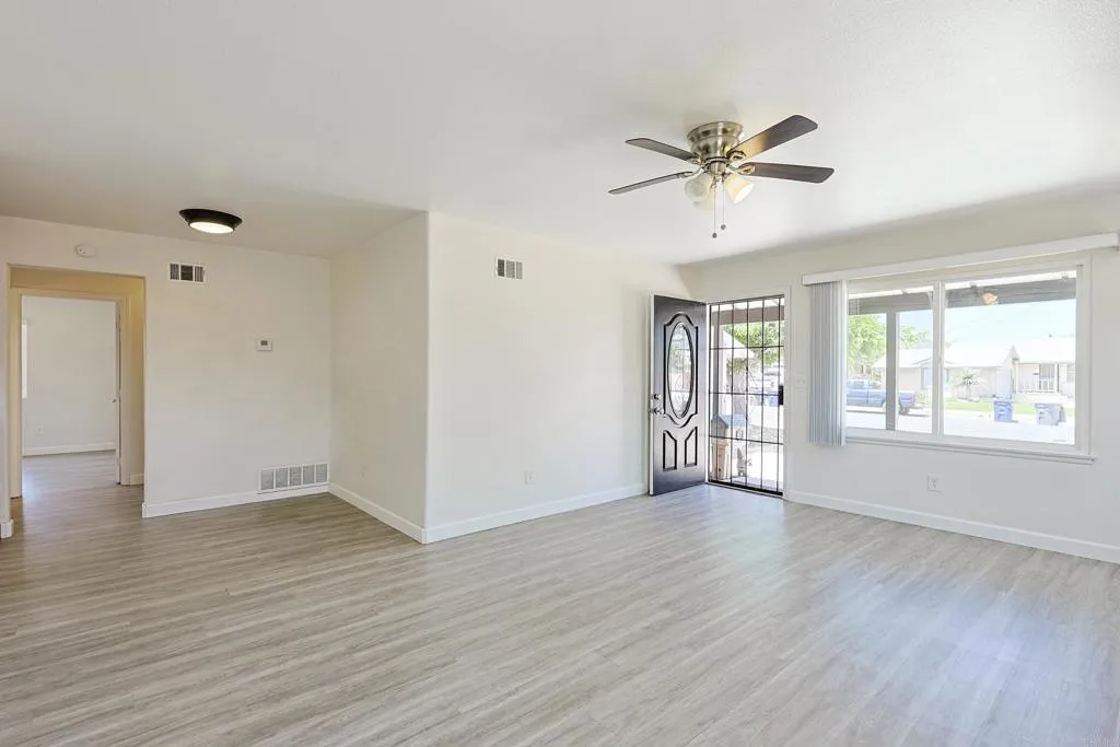 https://cdn.realtyfeed.com/cdn/127/306743377/c6ebacedf7c00b1886ad6e54e3687fd8.webp