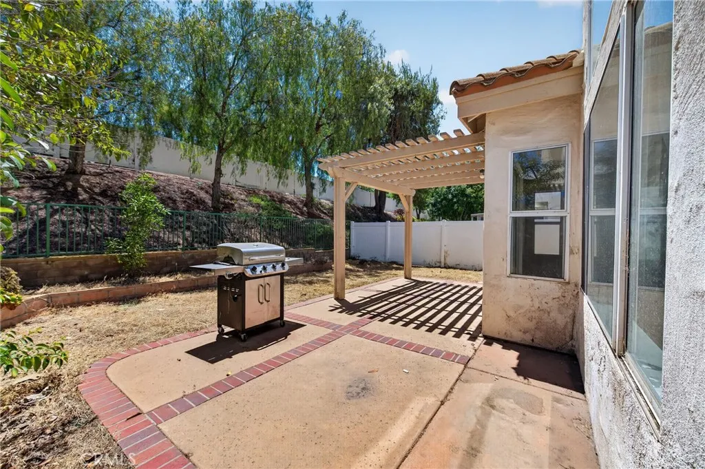 https://cdn.realtyfeed.com/cdn/127/306743381/1127e9471adc7c80f3a12cc135822bdb.webp