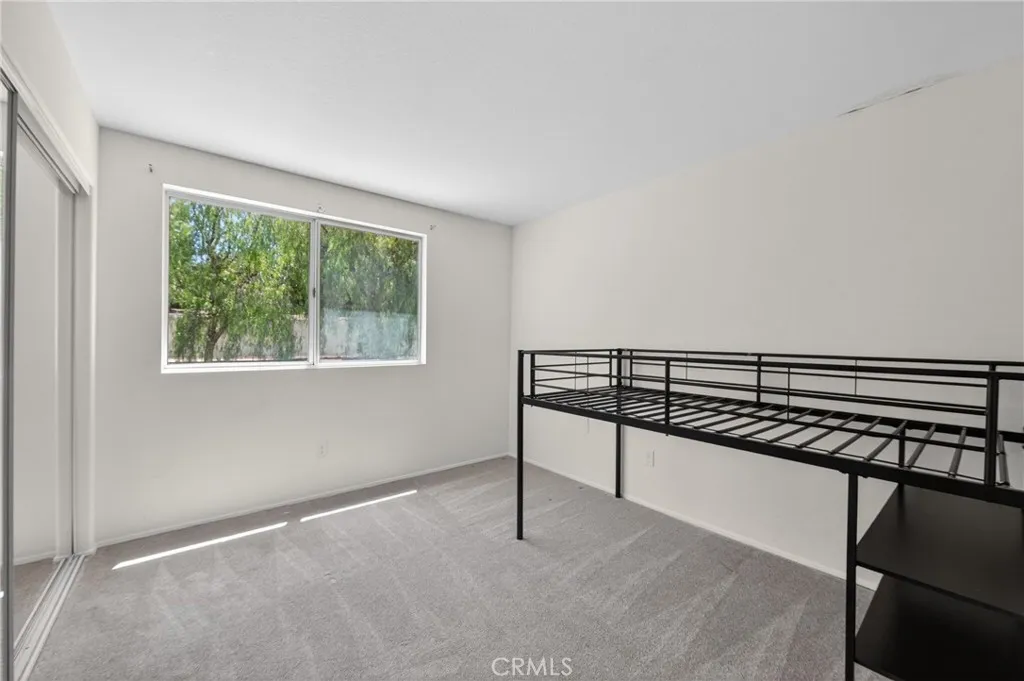 https://cdn.realtyfeed.com/cdn/127/306743381/215a8c26f3c5b10f3cfff17511f4968c.webp