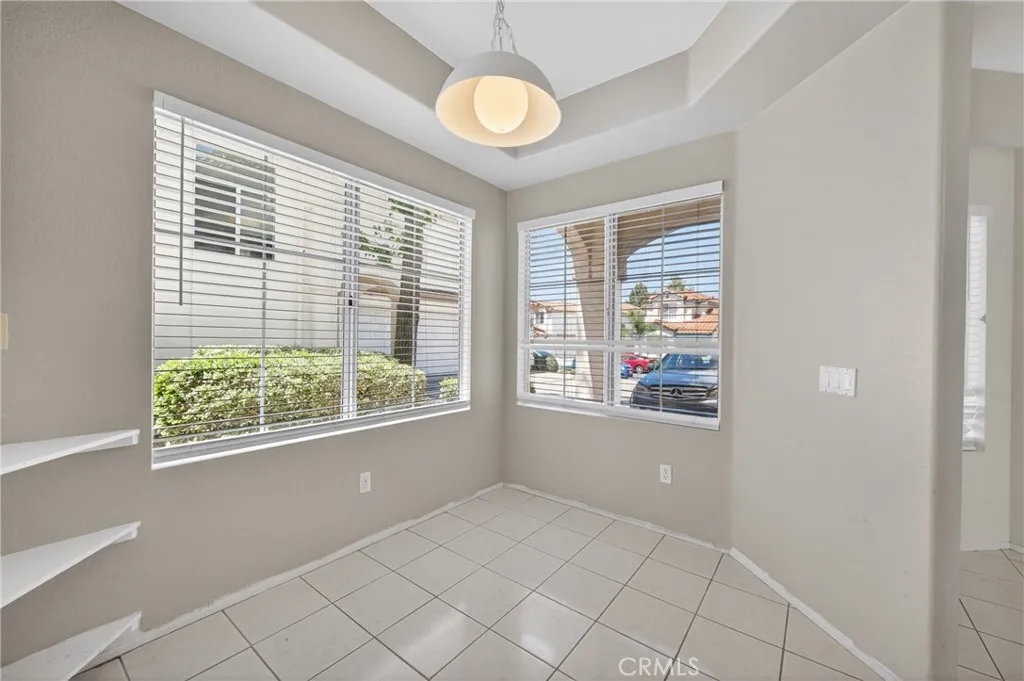 https://cdn.realtyfeed.com/cdn/127/306743381/456ab34faae96f1e657dc92eded87f39.webp