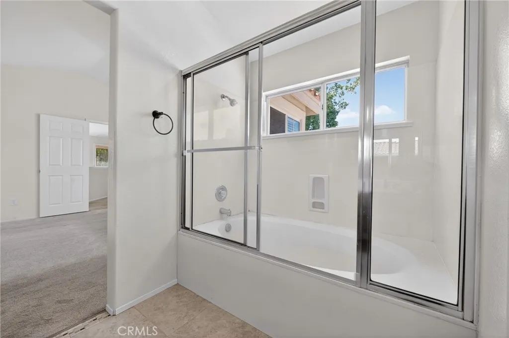 https://cdn.realtyfeed.com/cdn/127/306743381/8f196a0fd96df56bfd99b0300b4439b6.webp