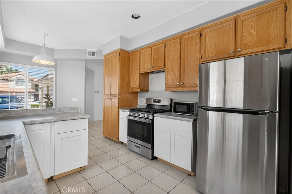 https://cdn.realtyfeed.com/cdn/127/306743381/a2dc14f305425acd76f6dc2a98615fd3.webp