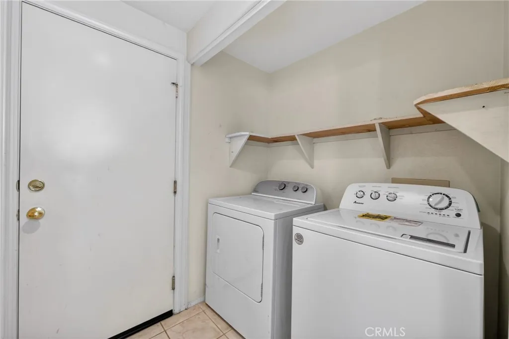 https://cdn.realtyfeed.com/cdn/127/306743381/bcf5d3c2cebd01203bb85fb9f96c8d06.webp