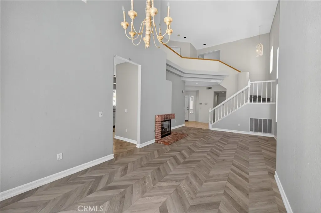 https://cdn.realtyfeed.com/cdn/127/306743381/bd02e6c3f2659ad6bc454b4b1609ad61.webp