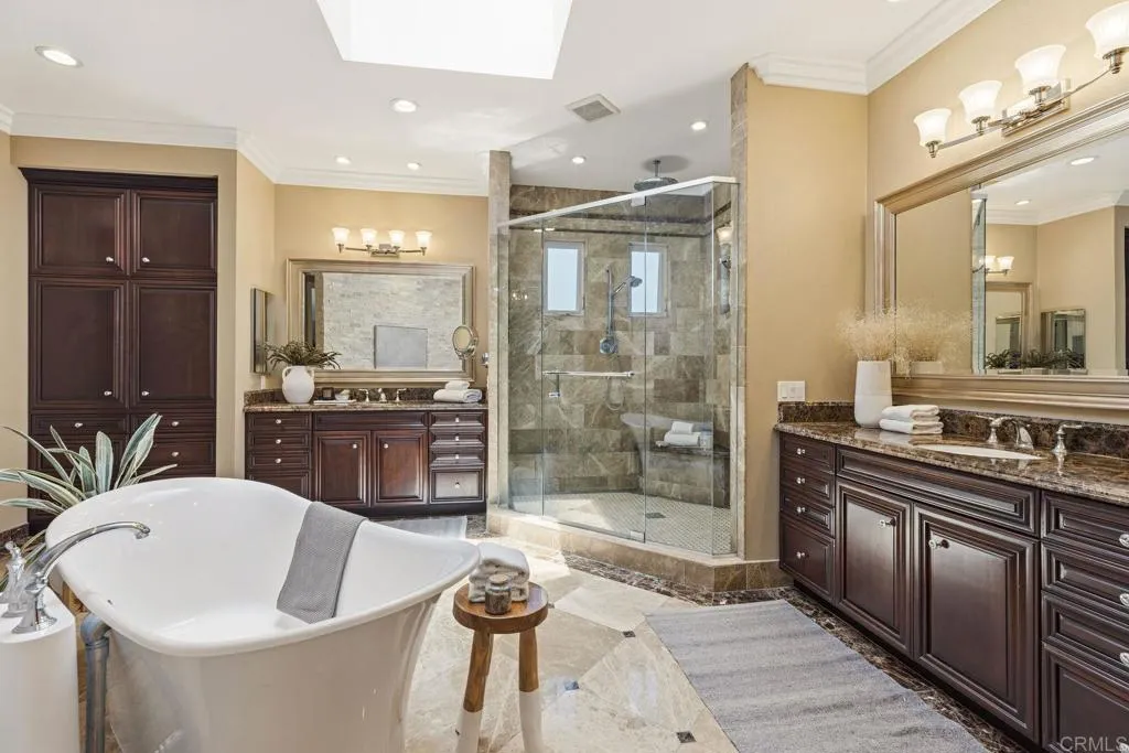 https://cdn.realtyfeed.com/cdn/127/306743382/ead49e92921397c3dc604047d04b01e6.webp