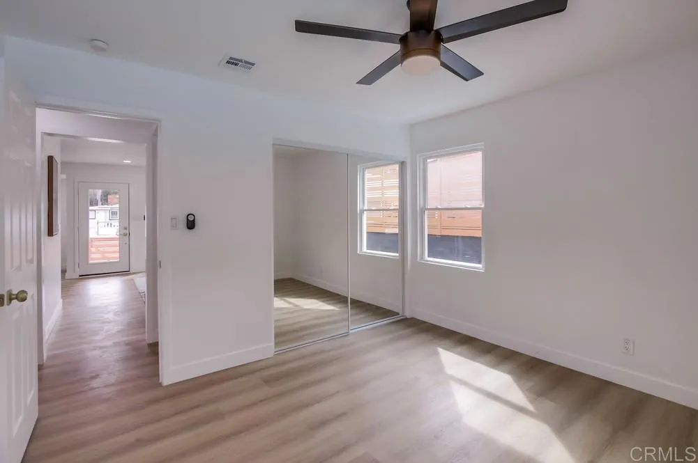 https://cdn.realtyfeed.com/cdn/127/306743386/b504465a213557e0f3c4111dd53778a3.webp