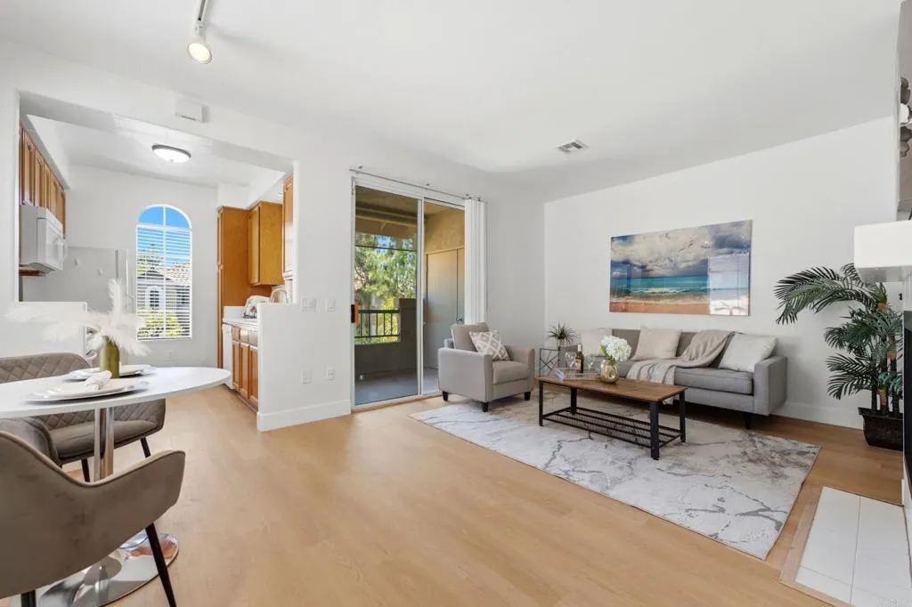 Photo #3: PTP2604567 Listing: Photo #3