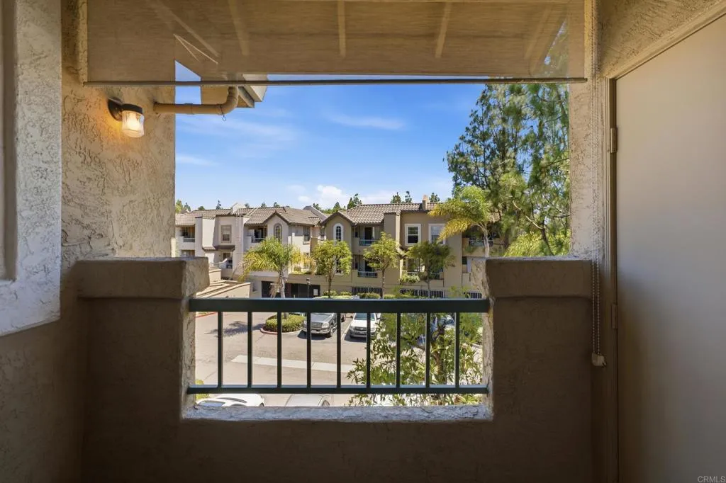 https://cdn.realtyfeed.com/cdn/127/306743410/ff6d3e39ab3906f41fd78b9e9c3e006b.webp