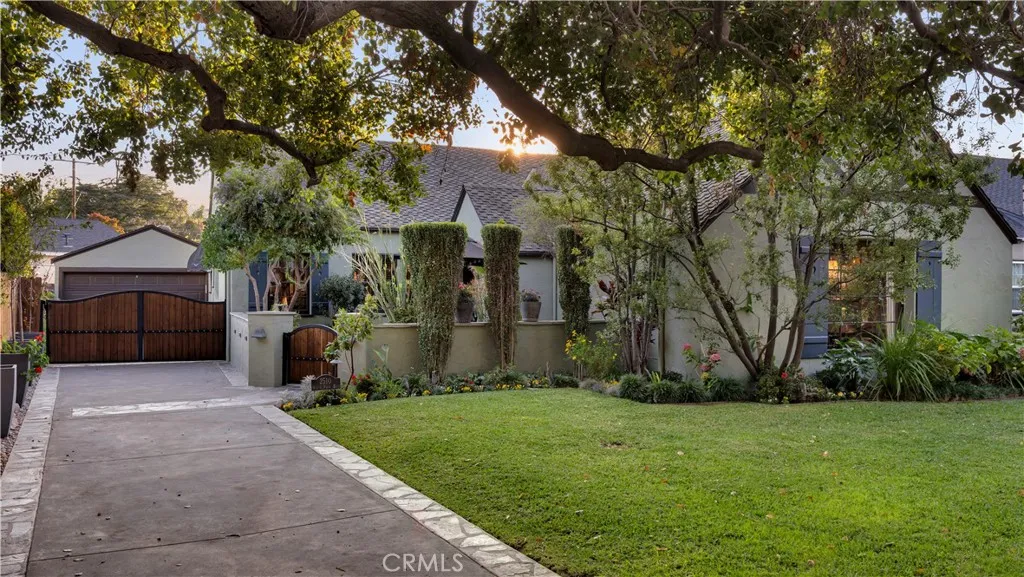 Santa Ana, CA 92706