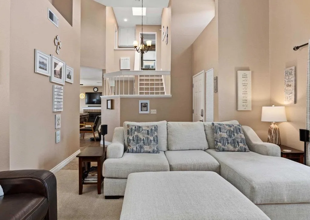 https://cdn.realtyfeed.com/cdn/127/306743436/5c9e47d45c4905c67526de9b8e3c8b61.webp