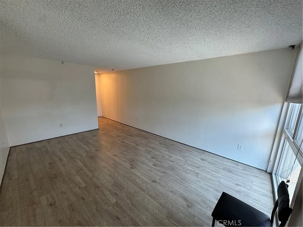 Photo #11: OC26127823 Listing: Photo #11