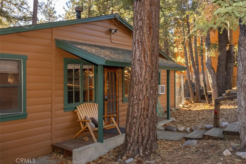 796 Silver Tip Drive, Big Bear Lake, CA 92315 - Photo 4 of 11, Big Bear Lake, CA
